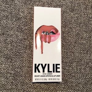 Kylie Lip Kit